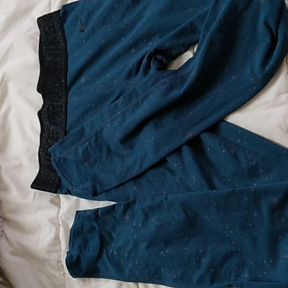 Nike pro athletic sports leggings